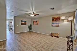 Photo #3: 6224699 Listing