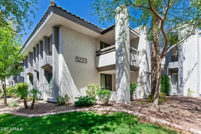 MLS: 6224799 Condo For Sale