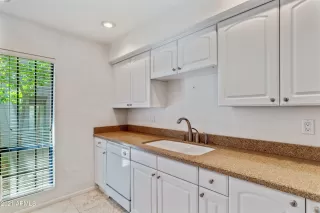 Photo #4: 6224799 Listing