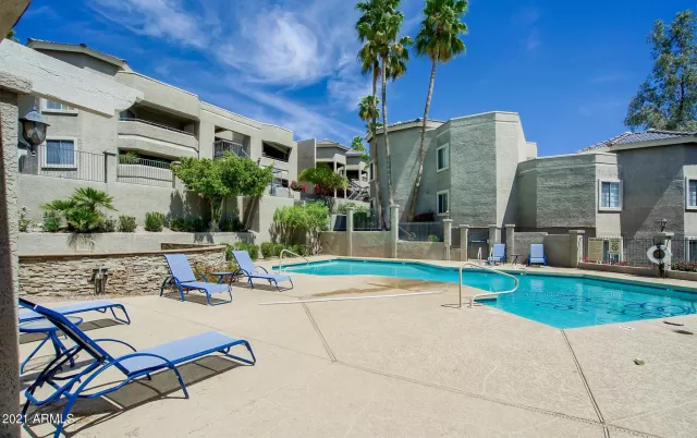 MLS: 6225018 Condo For Sale