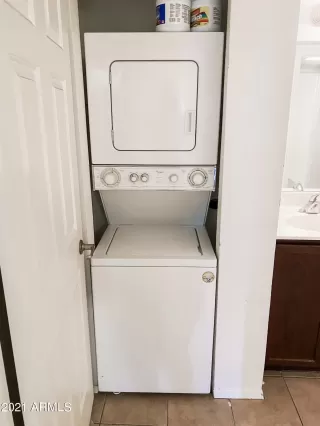 Photo #4: 6225018 Listing 