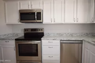 Photo #5: 6225101 Listing 