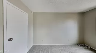 Photo #6: 6225104 Listing