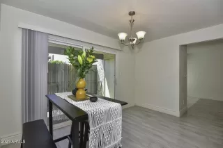 Photo #6: 6225304 Listing