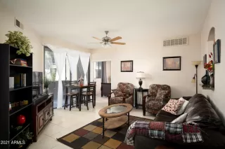 Photo #4: 6225321 Listing