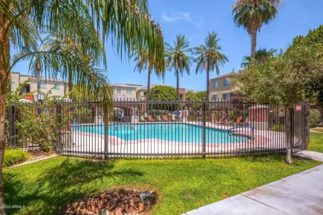MLS: 6225476 Condo For Sale
