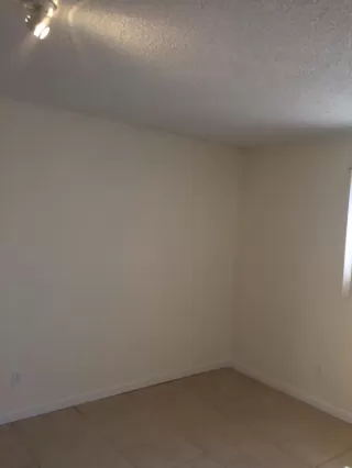 Photo #6: 6225539 Listing