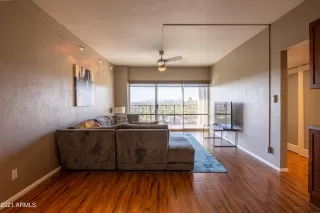 Photo #3: 6225636 Listing