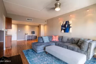 Photo #5: 6225636 Listing