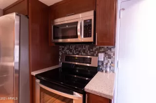 Photo #6: 6225636 Listing