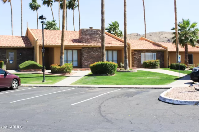 MLS: 6225960 Condo For Sale