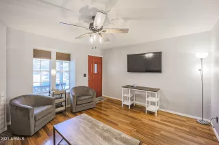 Photo #4: 6226056 Listing