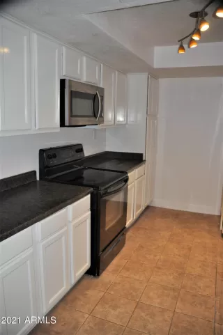 Photo #4: 6226105 Listing 