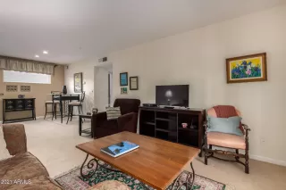 Photo #6: 6226110 Listing 