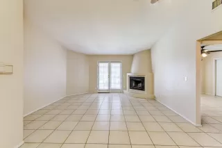 Photo #4: 6226125 Listing