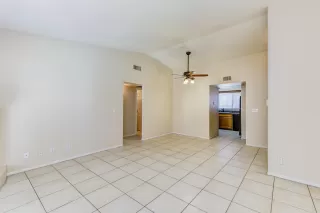 Photo #6: 6226125 Listing