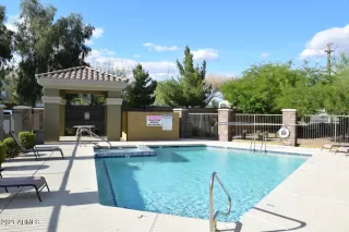 Photo #5: 6226148 Listing