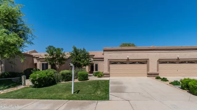 MLS: 6226160 Condo For Sale