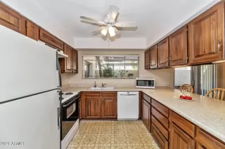 Photo #3: 6226275 Listing 