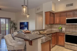 Photo #6: 6226298 Listing