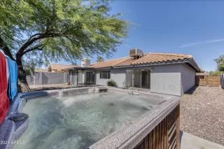 Photo #2: 6226355 Listing