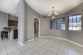 Photo #6: 6226355 Listing