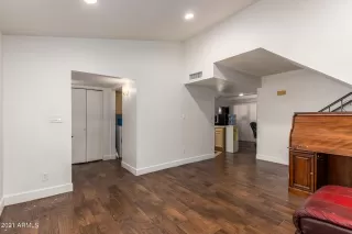 Photo #5: 6226493 Listing