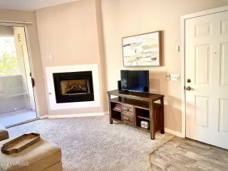 Photo #3: 6226928 Listing