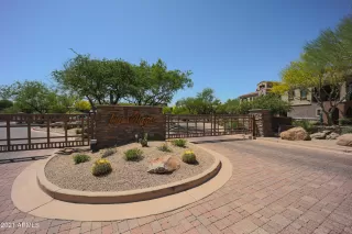 Photo #2: 6226933 Listing 
