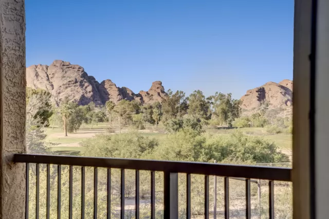 MLS: 6227005 Condo For Sale