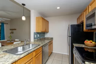 Photo #4: 6227140 Listing