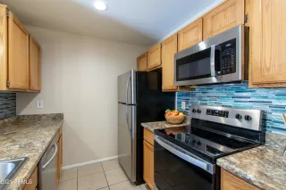 Photo #5: 6227140 Listing