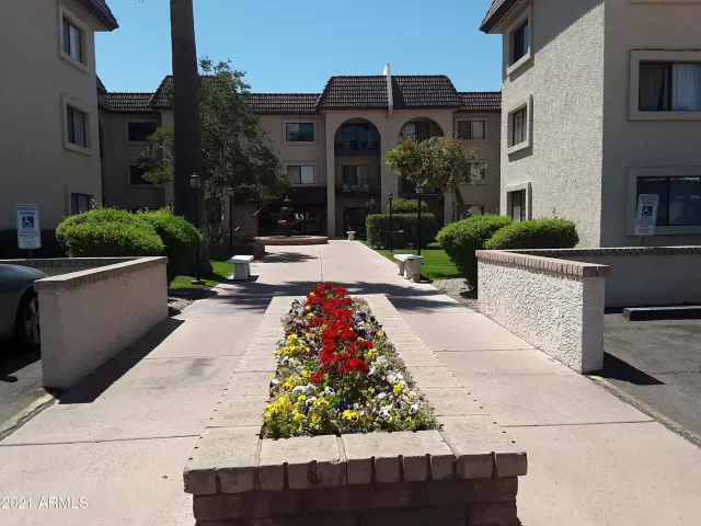 MLS: 6227188 Condo For Sale