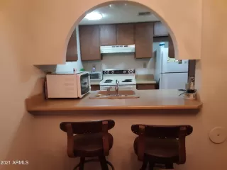 Photo #4: 6227188 Listing