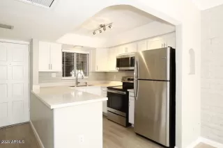 Photo #2: 6227193 Listing