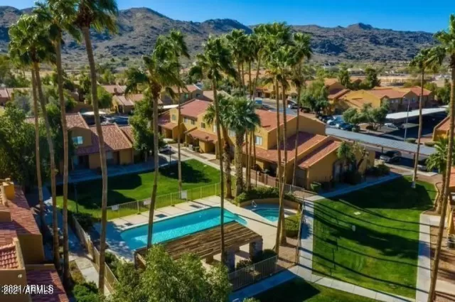 MLS: 6227198 Condo For Sale