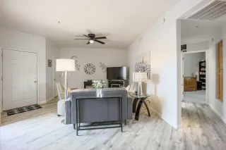 Photo #6: 6227374 Listing