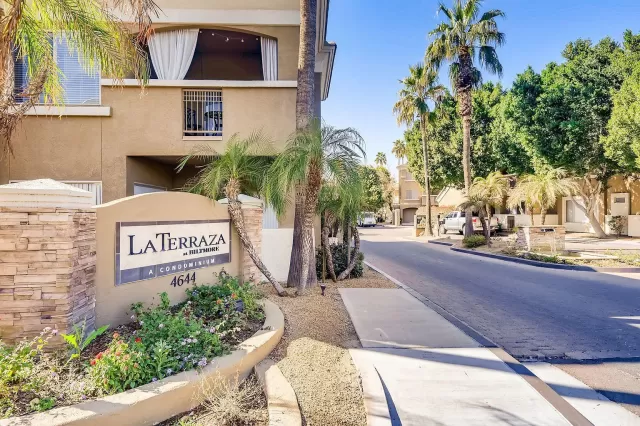 MLS: 6227594 Condo For Sale