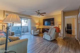 Photo #2: 6227606 Listing