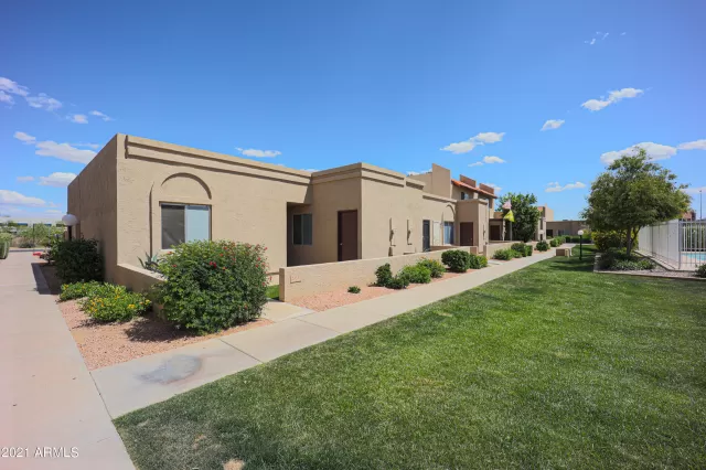 MLS: 6227646 Condo For Sale