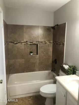 Photo #5: 6227690 Listing 