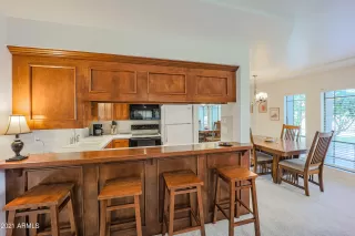 Photo #2: 6227750 Listing