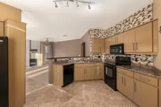 Photo #6: 6227819 Listing