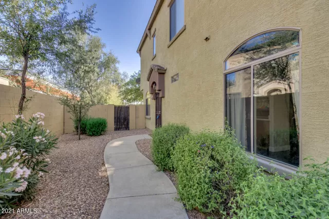 MLS: 6227931 Condo For Sale