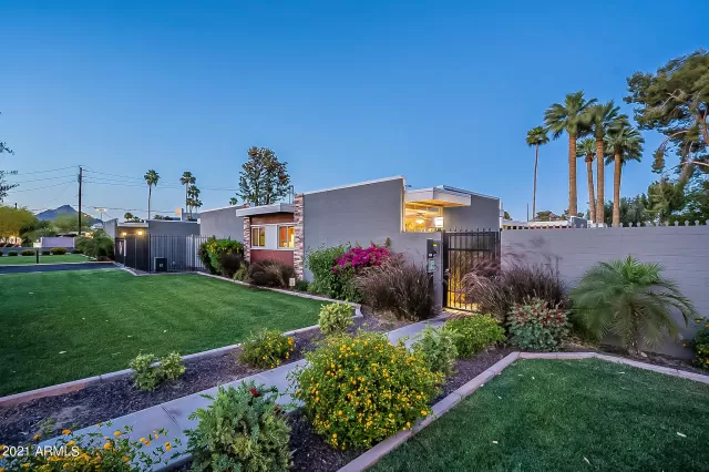 MLS: 6228064 Condo For Sale