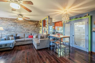 Photo #4: 6228064 Listing 