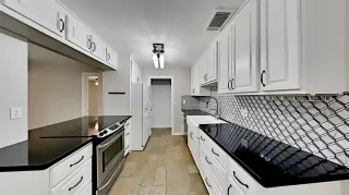 Photo #3: 6228109 Listing 