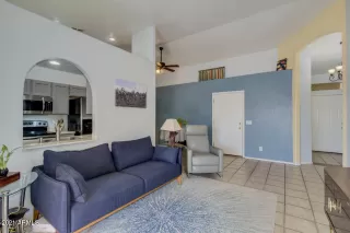 Photo #4: 6228225 Listing 