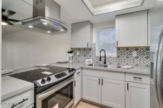 Photo #1: 6228287 Listing