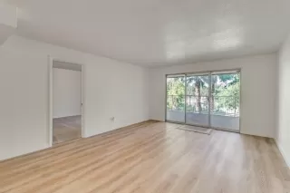 Photo #3: 6228287 Listing